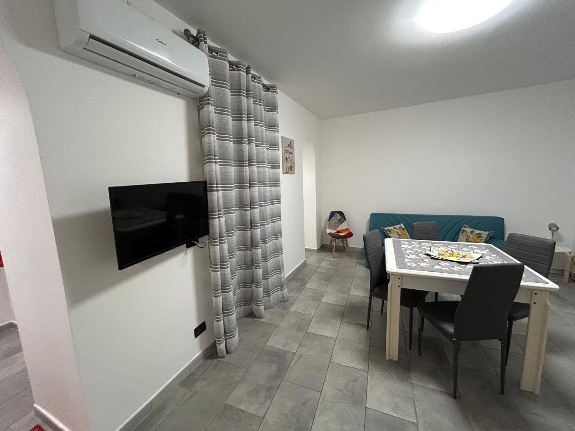 Ciccio'S House Apartment Palermo Exterior photo