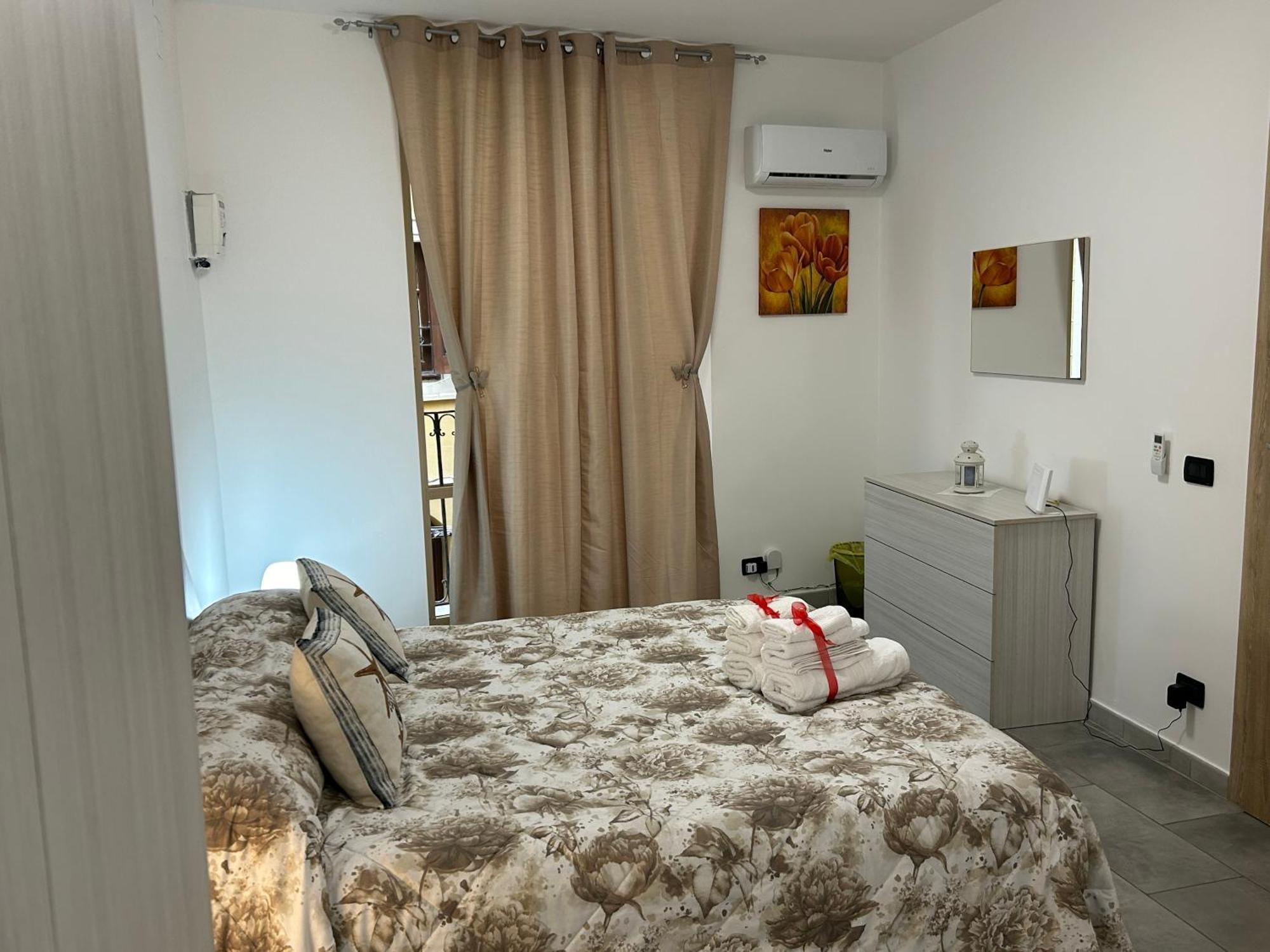 Ciccio'S House Apartment Palermo Exterior photo