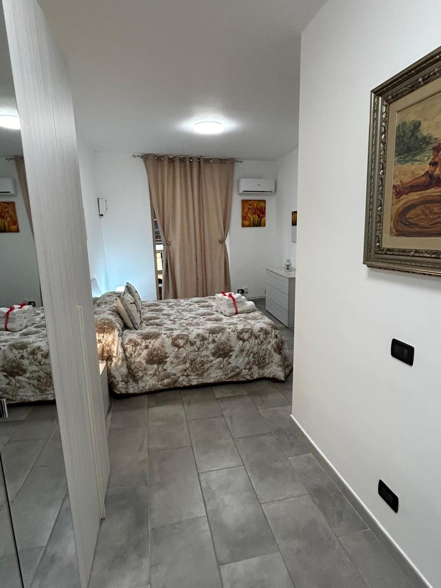 Ciccio'S House Apartment Palermo Exterior photo